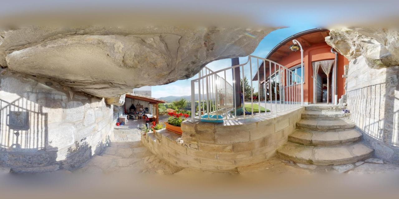 Casa Rural La Abadia-Apartamentos Граус Экстерьер фото